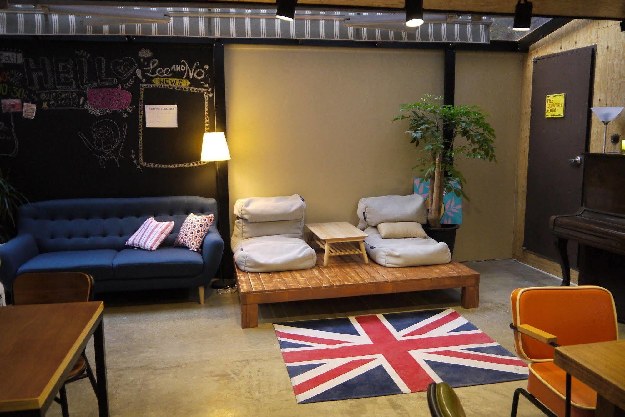 Lee & No Guesthouse Hongdae Szöul Kültér fotó